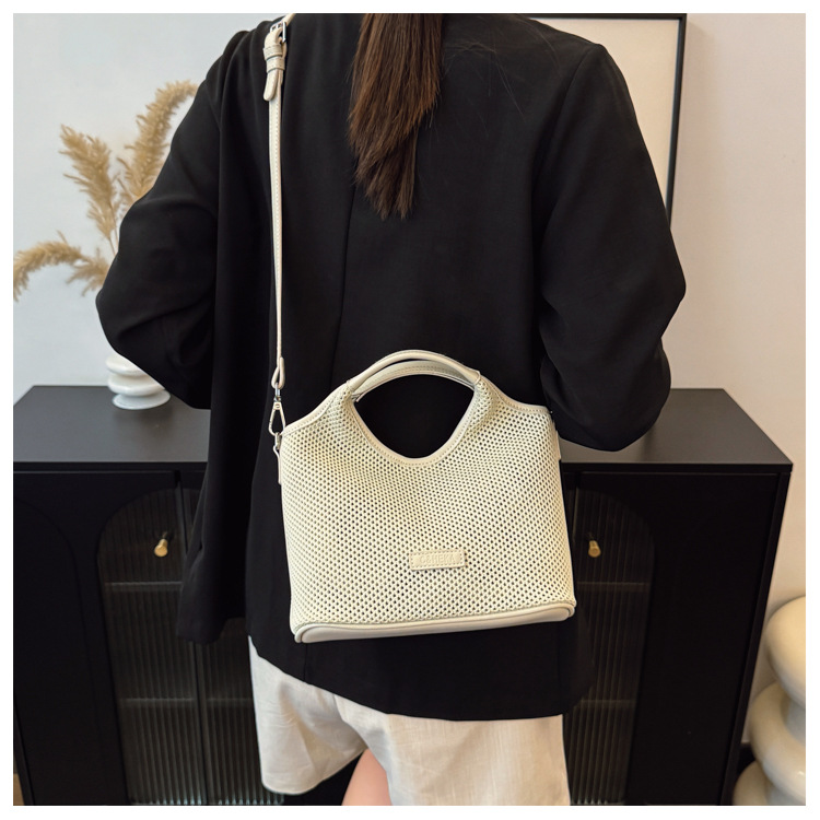 Korean style laid-back and relaxed tote bag 2025 new summer versatile woven and pieced large-capacity single-shoulder bag undefined