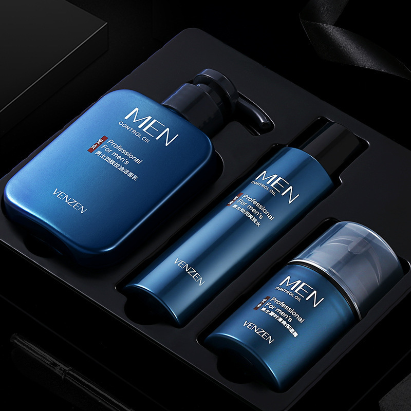 Fanzhen Men's Care Gift Box Set Hydrating, Moisturizing, Oil Control, Oil Removal Toner, Facial Cleanser to Improve Dry Skin