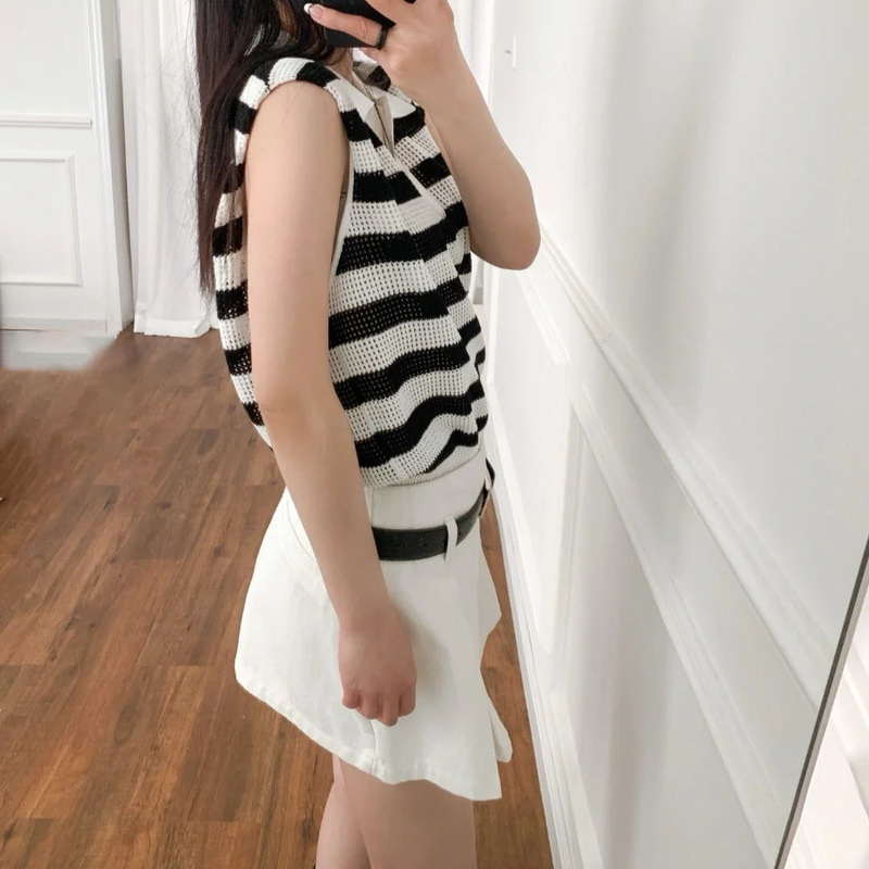 New Elegant Commuter Loose Black and White Striped Polo Lasel Hollow Sleeveless Sweater Vest Women's T-shirt