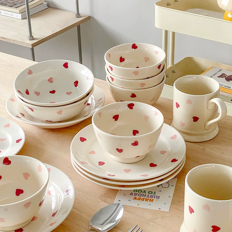 Ceramic Dinnerware Set, Creamy Glaze with Heart Pattern, High-Temperature Resistant, Multi-Size
