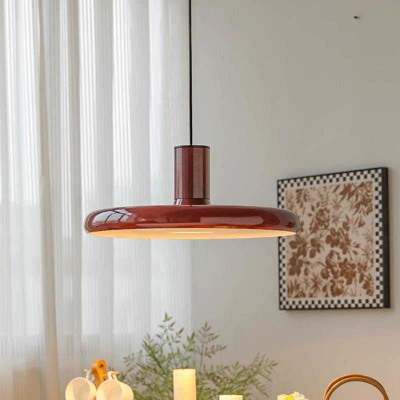 Candelabro de ovnis rojo retro nórdico, barra de salón, mesa de la isla, candelabro de restaurante, luz de ambiente de estilo crema, luz decorativa