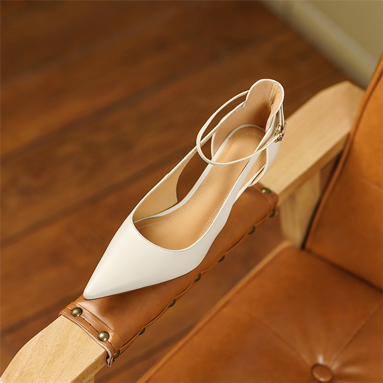Women's Stiletto Heel Pumps With Pointed Toe And Strap Detail_voghion.com