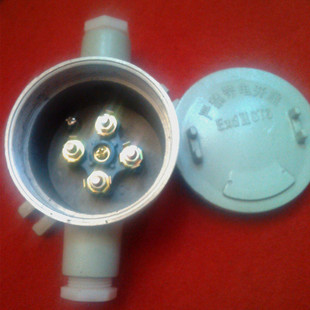 IIC�������Ӿ��� ��ͨ ��ͨ�����Ӿ���