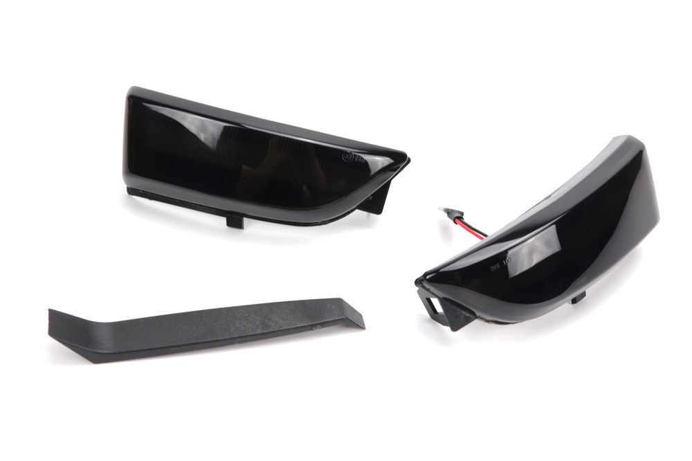Suitable for 12-19 Ford Ranger T6 Modified Led Rearview Mirror Turn Signal Side Wing Indicator Light Flowing Water Model