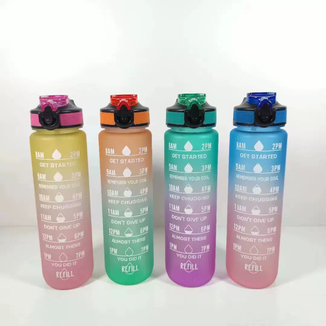 亚马逊创意渐变色1000ML太空杯塑料磨砂便携户外随行运动弹跳水壶