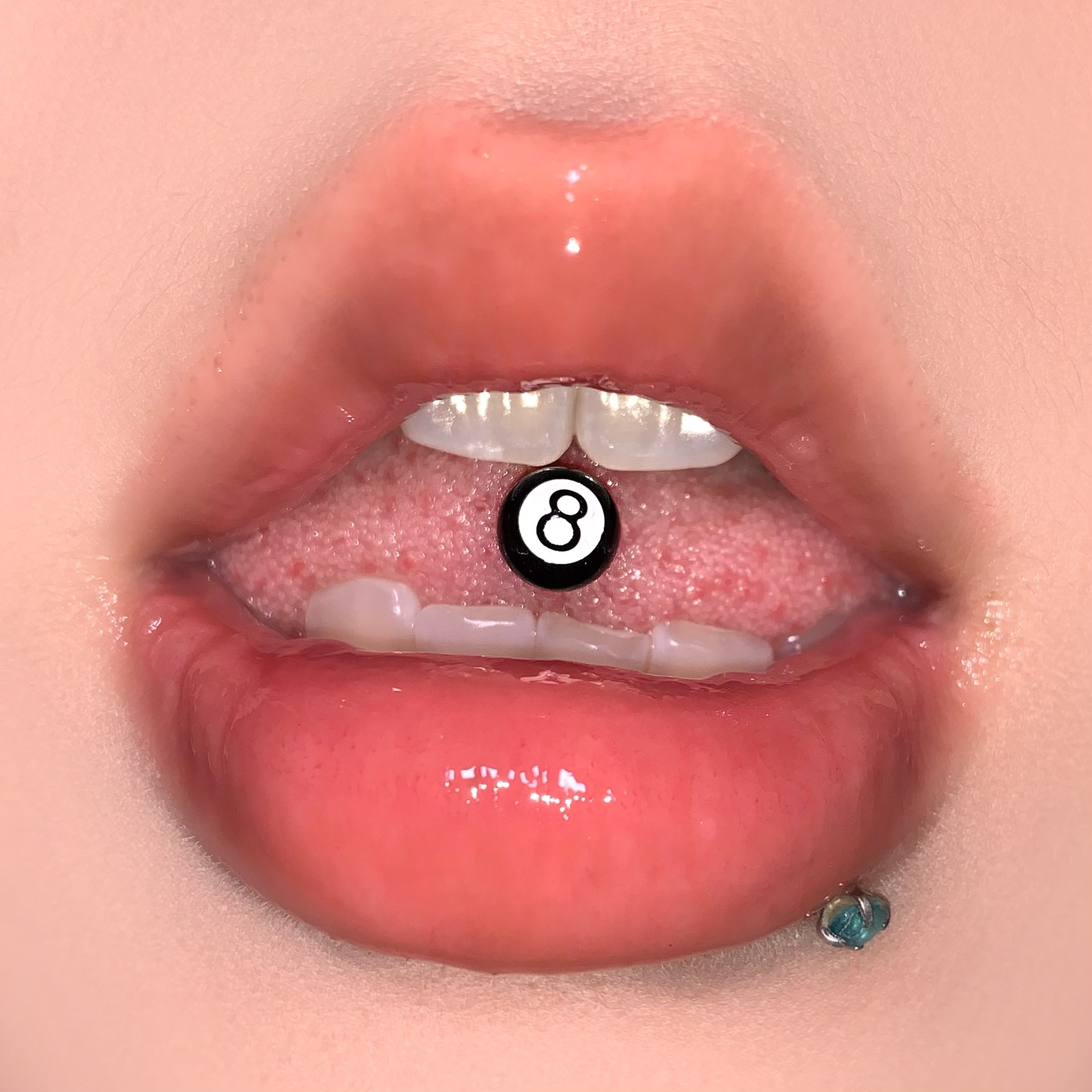 Pointed labret stud close-up product detail