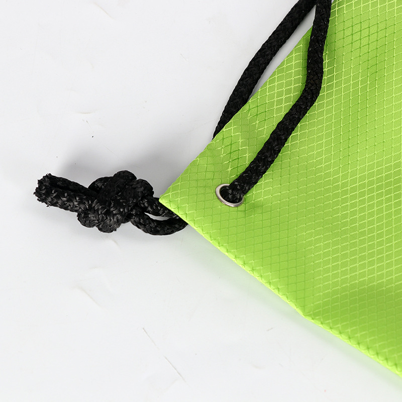 Venta al por mayor de poliéster en blanco 210D bolsa de cordón bolsa de zapatos de juguete bolsa de almacenamiento con cordón imprimible