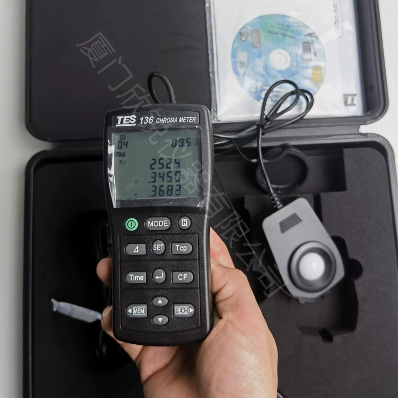 TES-136 Измеритель освещенности цветовой температуры Тайвань Taishi Цифровой тестер цветовой температуры Измеритель цветовой температуры Измеритель освещенности