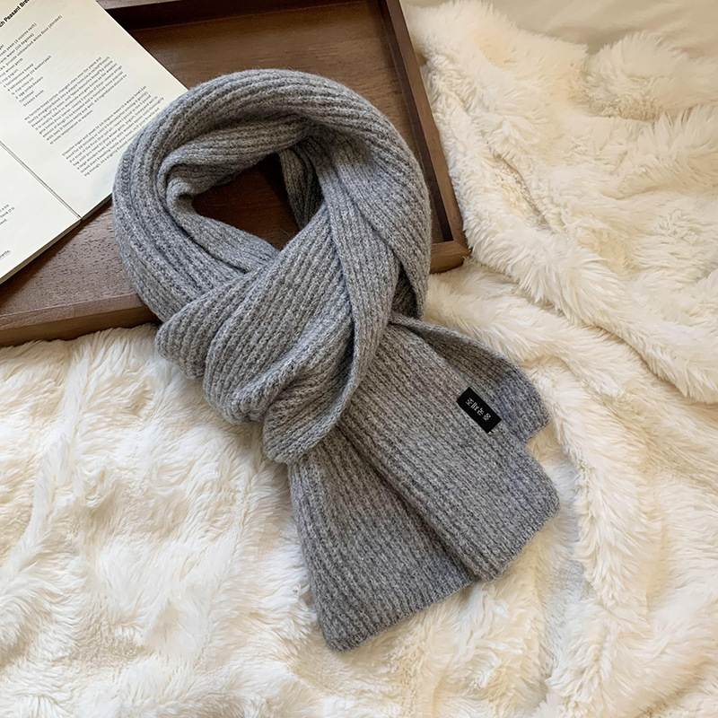 Collar de invierno caliente 2025 nuevo color sólido caliente lana suave pegajosa bufandas de punto al por mayor