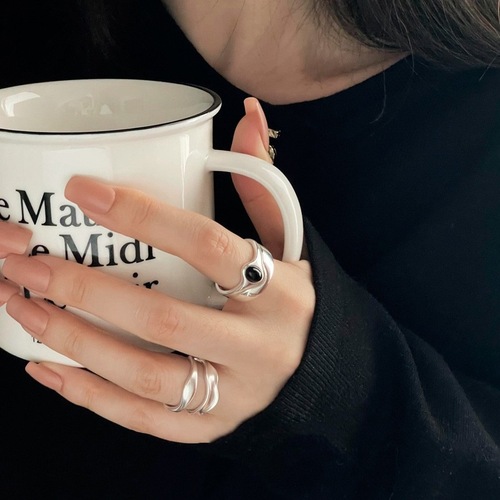 Sweet and Cool Double Black Elliptical Zirconia Ring for Women, Personality Fashion Hip-Hop Creative S925 Silver Open Finger Ring Trend