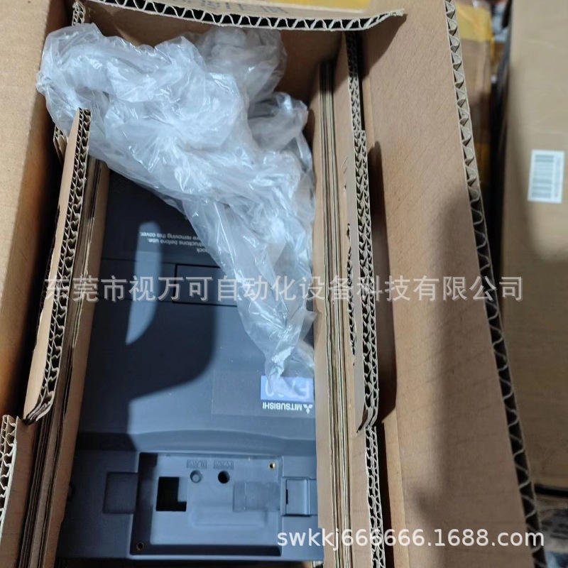 三菱变频器 FR-A740-5.5K-CHT 380V/5.5KW 全新原装正品实物拍摄