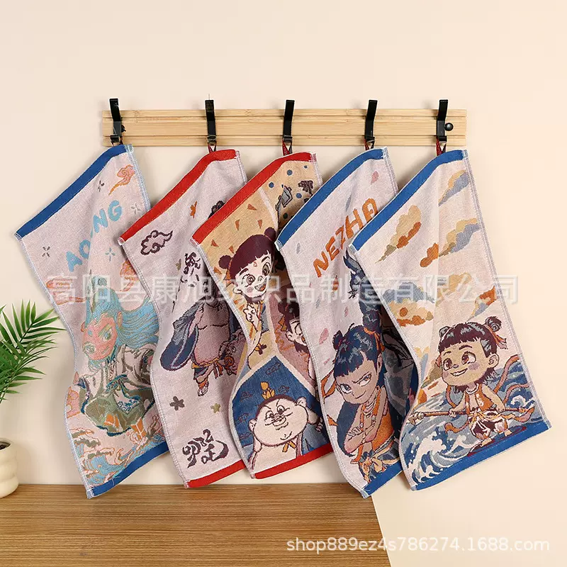 儿童小方巾新款棉制水洗四层纱布提花毛巾柔软吸水日用方巾批发