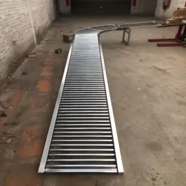 输送机;其他输送设备