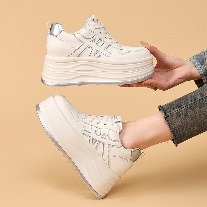 2025秋冬季皮面韩版厚底增高鞋女鞋百搭圆头设计感单鞋百搭休闲