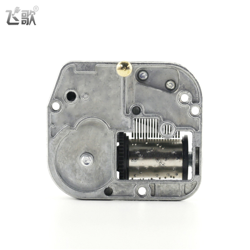 Rotating wind-up switch key, music box with accessories, handmade