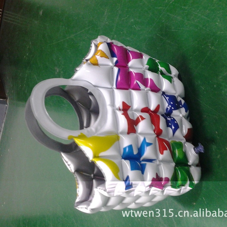 广东东莞厂家订PVC化妆品袋子  充气泡泡袋子   6P环保无毒料