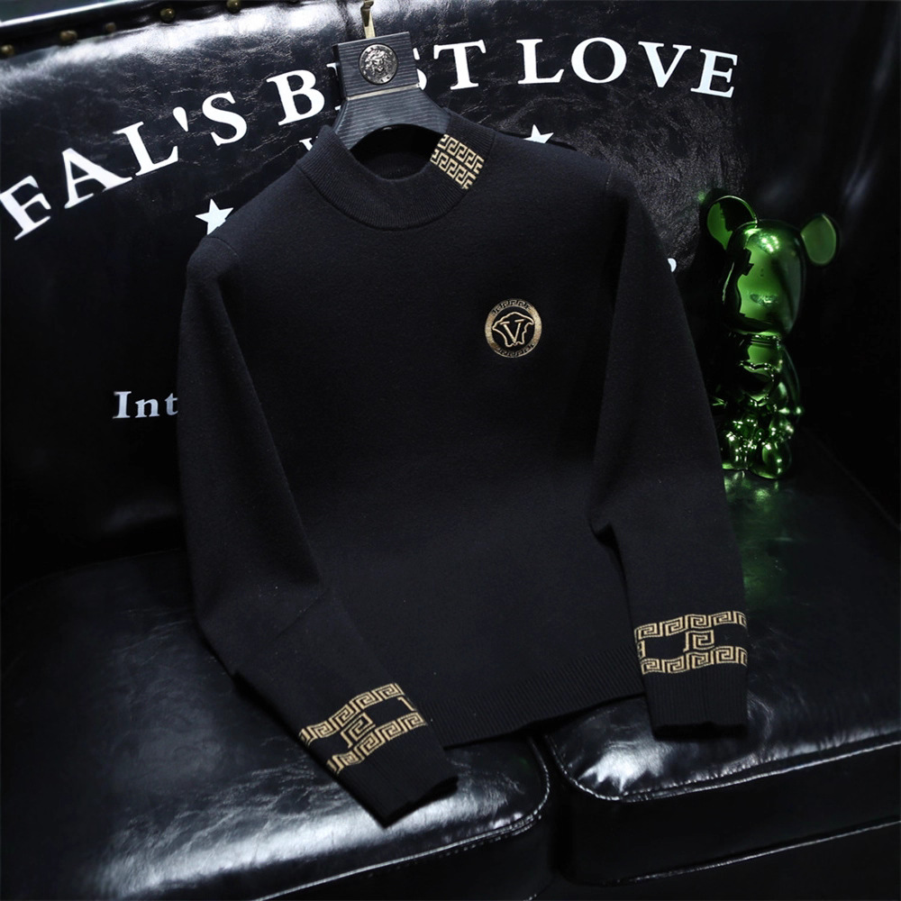 European Autumn and Winter New Light Luxury Trendy Sweater Round Neck Top Men's Embroidered Slim Versatile Casual Base Shirt