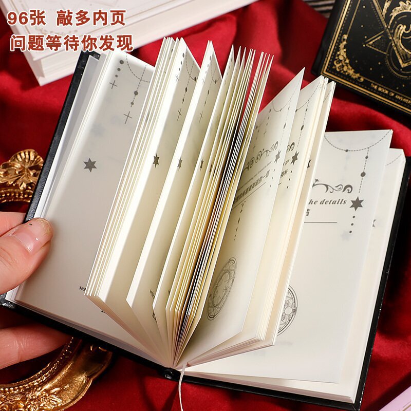 謎の答えの本 学生日記 人生の答えの本 ハードカバー 中国語版 預言 インターネット有名人のメモ帳|undefined