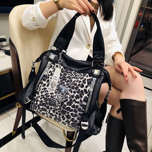 6390-8 Tote Bag for Women,  New Collection: Large-Capacity Leopard-Print Crossbody Bag, Chic & Unique High-End Handbag