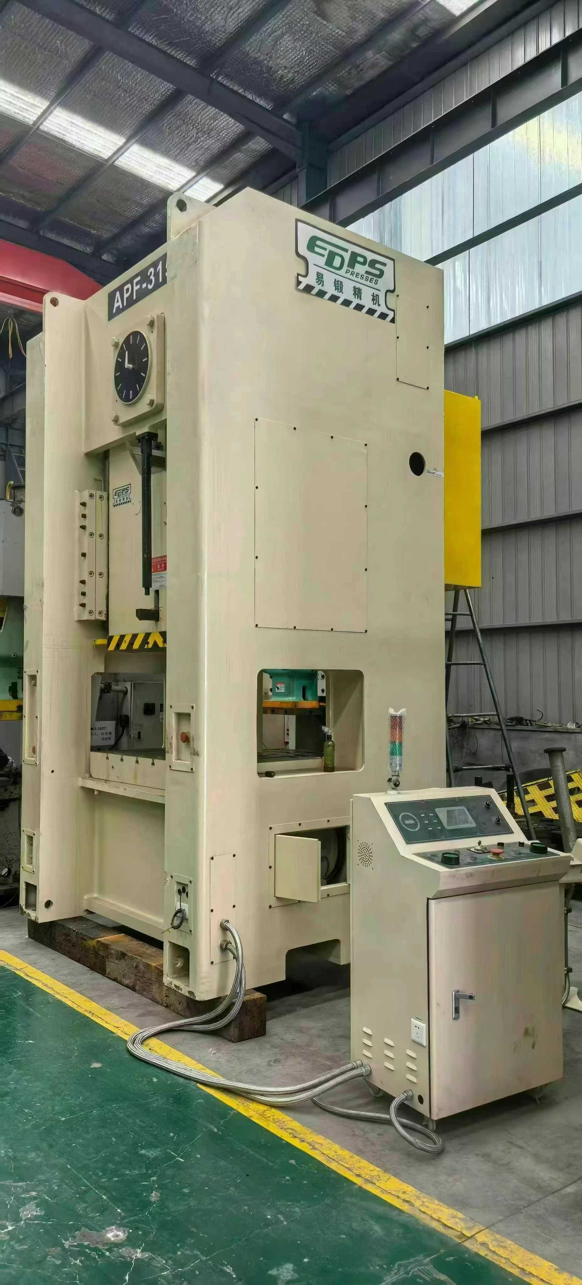 27e0f702af8135428f7661bcd7f95e