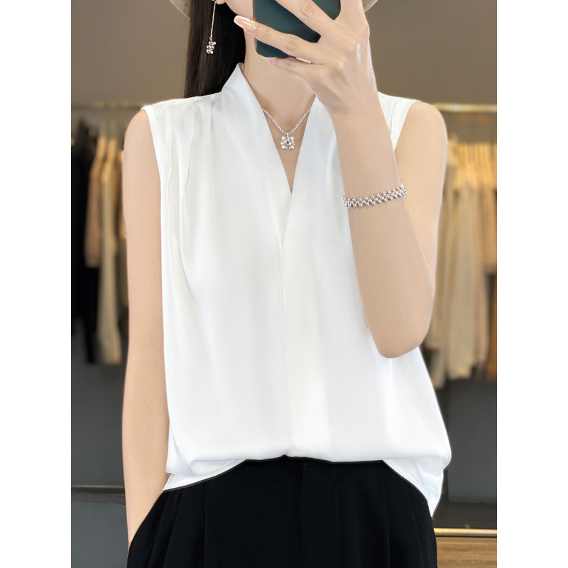 French-Style Satin V-Neck Sleeveless Shirt for Women, New Summer Blazer Inner and Outerwear, Elegant Small Top