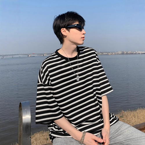 American Striped Short-Sleeve T-Shirt for Men - Summer Trend Brand, Retro Round Neck Clothing - Loose Youth Pure Cotton Half-Sleeve