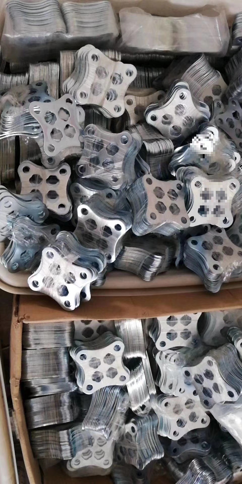 压铸铝箱体固定连接片移动屏螺丝LED显示屏目子架舞台屏蝴蝶扣件