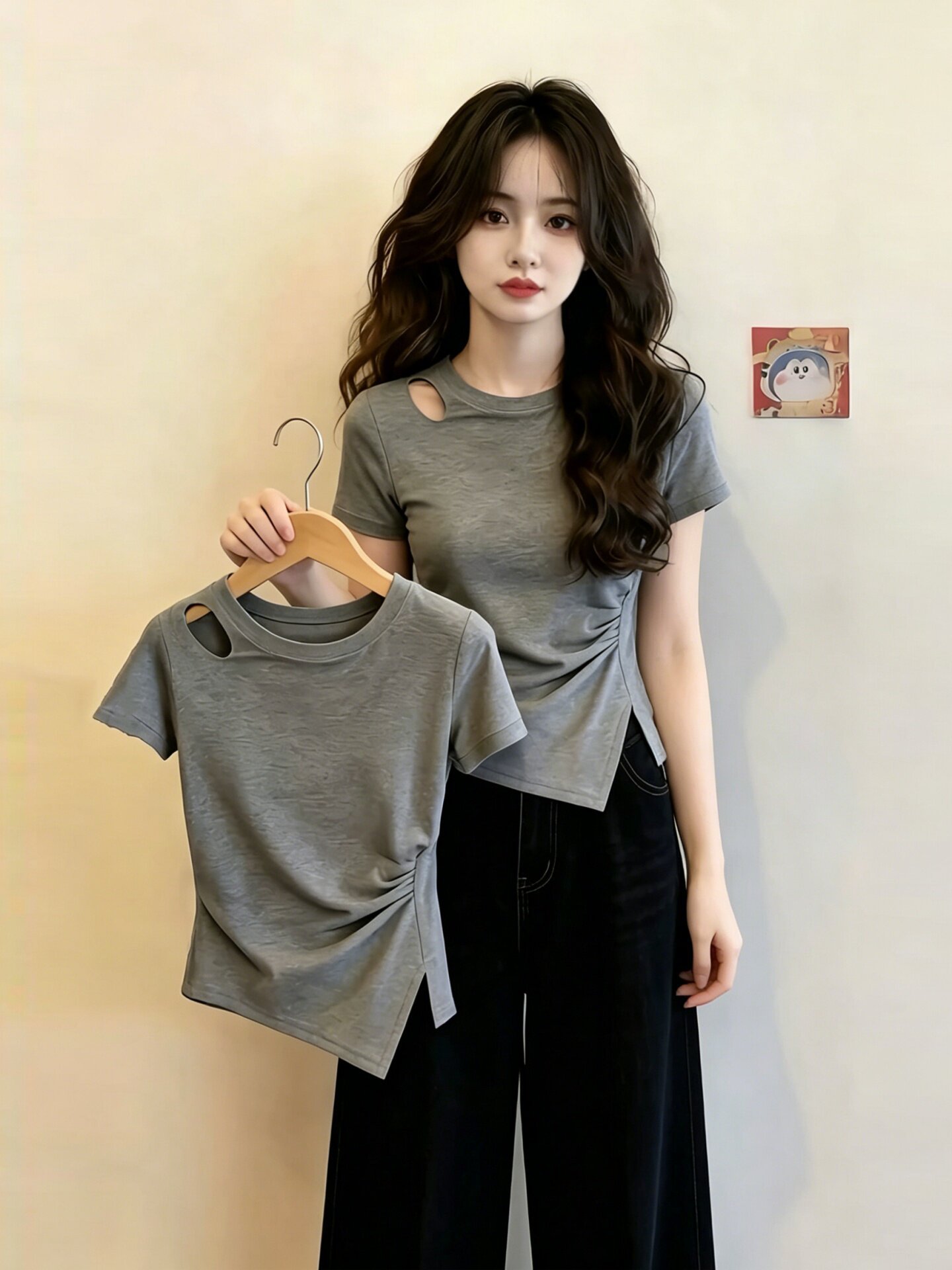 Áo thun nữ cotton ngắn tay vai suông thiết kế xếp ly eo tạo dáng thon gọn — màu đen chi tiết 8
