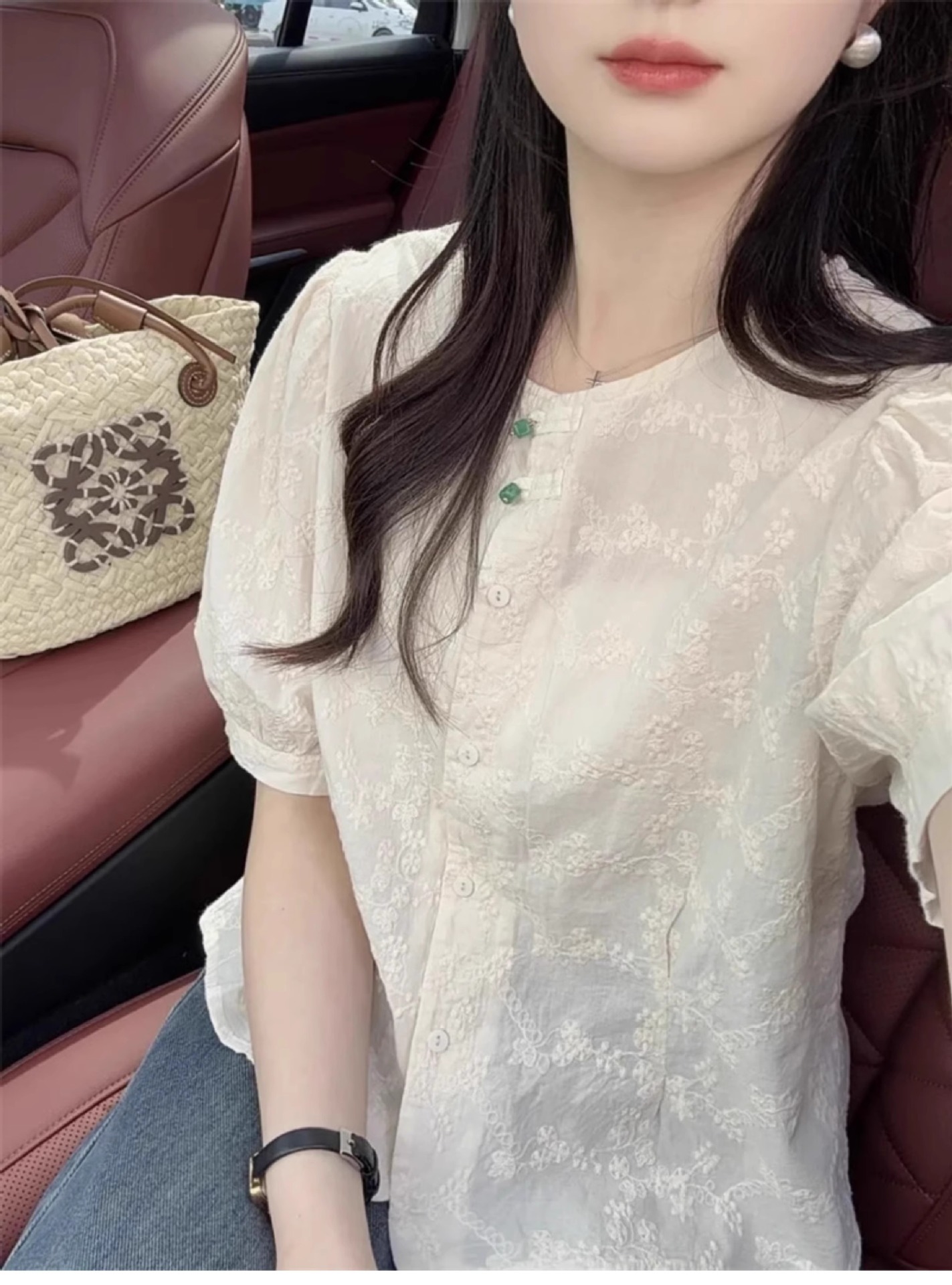 Áo sơ mi ngắn tay thêu hoa cotton trắng dáng nhỏ — Màu trắng chi tiết 4