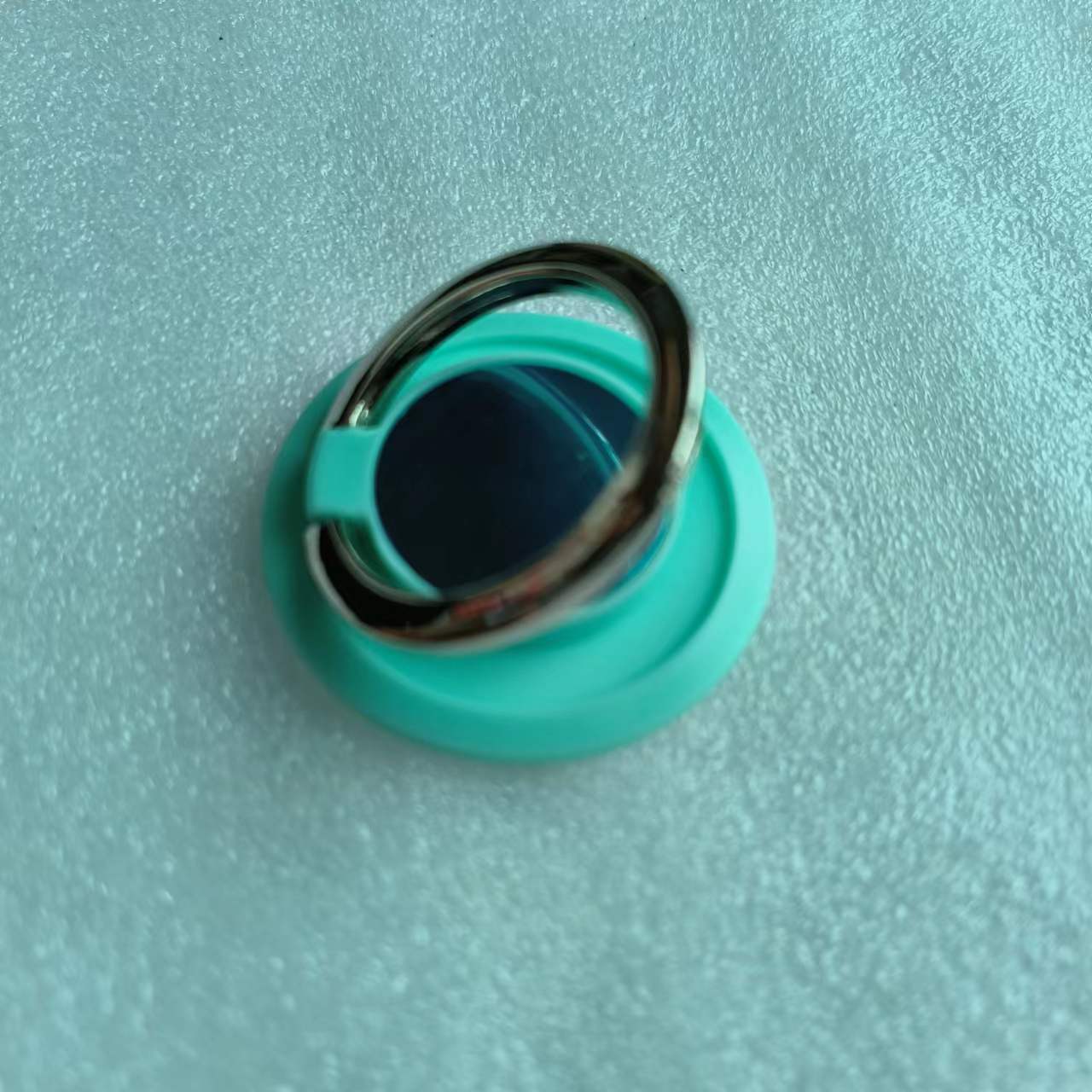 Fábrica todo de metal teléfono móvil anillo de soporte de anillo hebilla resistente a la caída de escritorio multifuncional perezoso hombres y mujeres adhesivo Universal