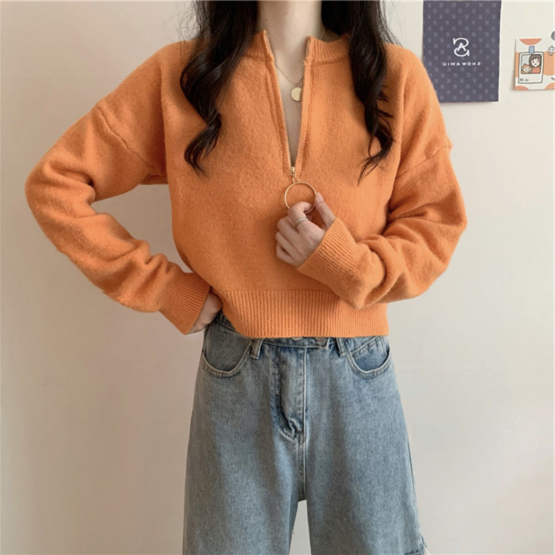 White demi-season design knitted sweater with zipper