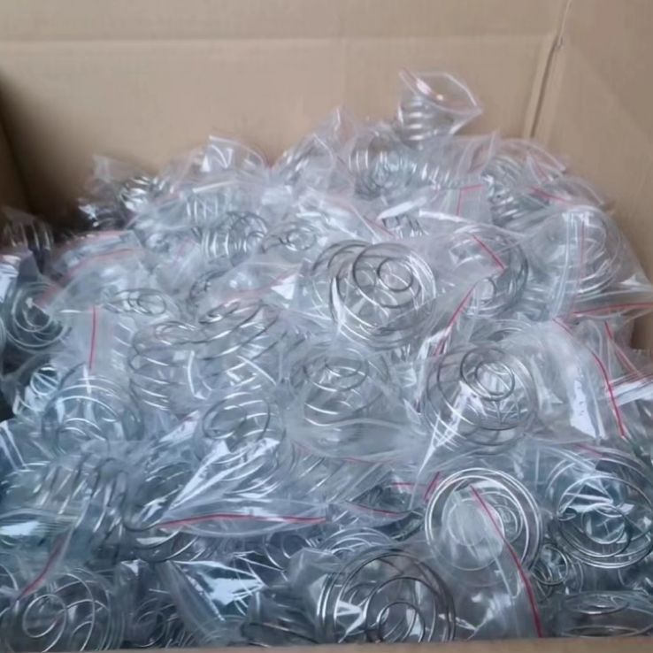 Punto 304 de acero inoxidable primavera bola Shake taza proteína polvo agitación bola 8g 10g 13g 16g embalaje independiente