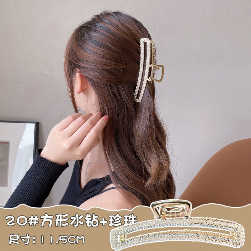 女性用メタルタッセルシャーククリップ、大型インターネットセレブヘアアクセサリー、ハイエンドヘアクリップ、後頭部ヘアピン卸売|undefined