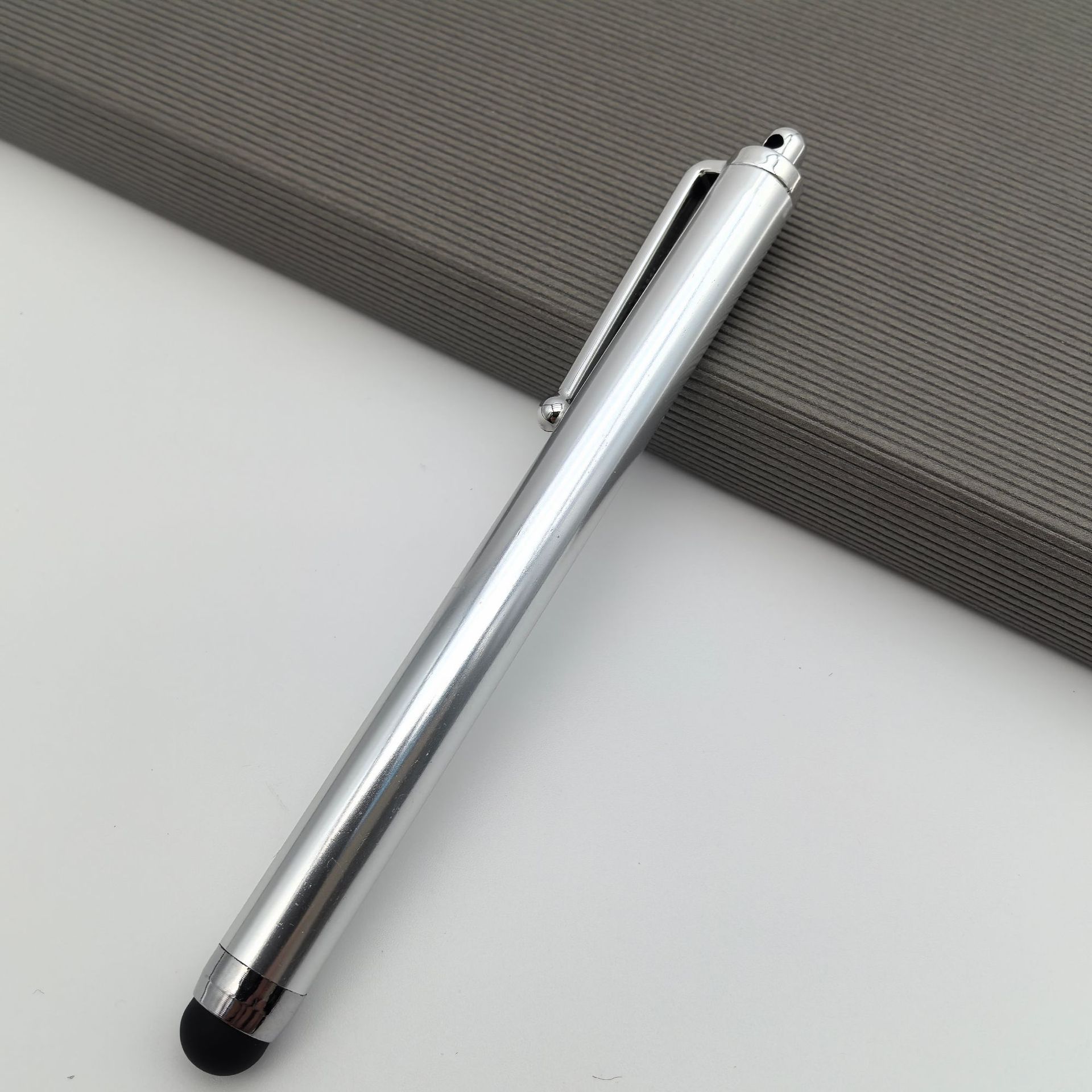 Bolígrafo capacitivo transfronterizo 9.0 logotipo personalizable teléfono móvil tableta lápiz óptico lápiz de pantalla de aleación de aluminio lápiz óptico de metal