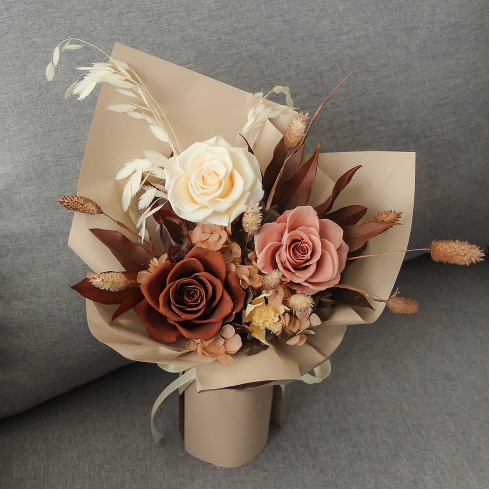 Amazon explosiva flor real de Yunnan ramo de rosas producto terminado día de la madre regalo del día de San Valentín ramo de flores perpetuas transfronterizas