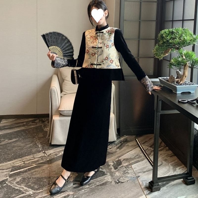 套装女2024春秋新款感新中式国风盘扣马甲外套+连衣裙两件套