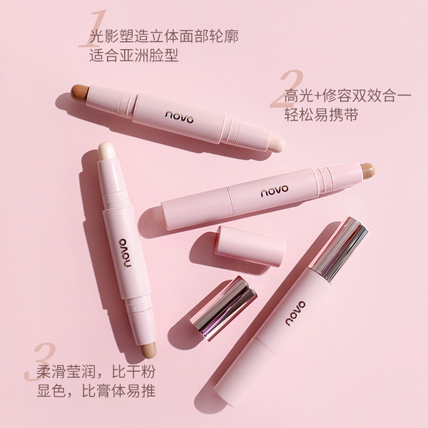 Three dimensional double-sided highlighter for contouring