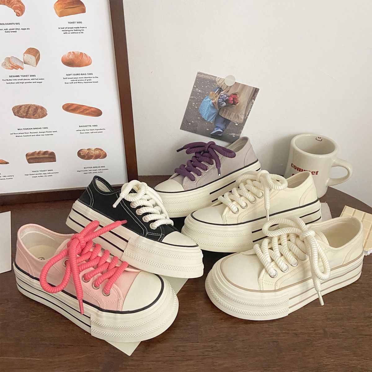 Zapatos de moda leche fufu zapatos de lona de suela gruesa mujer 2025 primavera y verano nuevo estilo ins moda nicho versión coreana bizcocho zapatos blancos