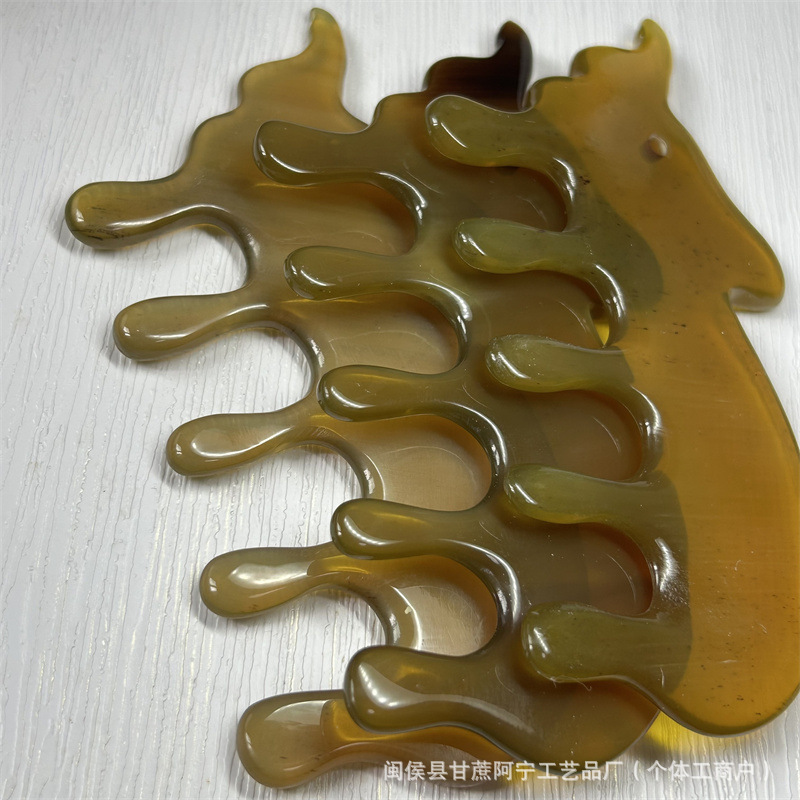Natural Horn Scalp Massage Comb Buffalo Horn Gua Sha Beauty Comb Gift Comb 10-15CM key features
