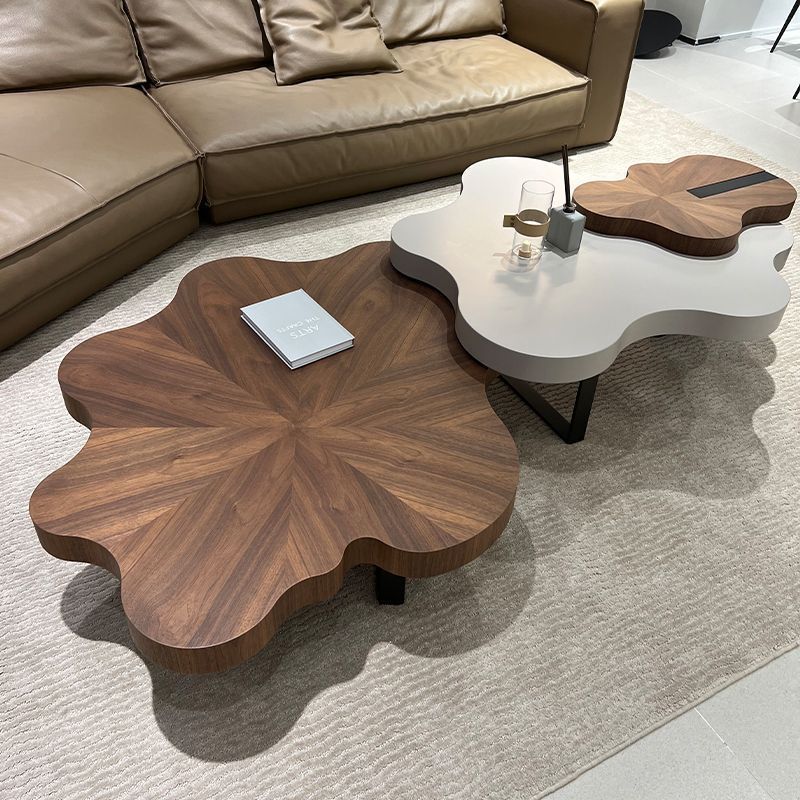 Mesa de centro creativa, nubes modernas de estilo italiano, crema doméstica irregular, celebridad de Internet, apartamento pequeño, sala de estar de lujo, forma simple