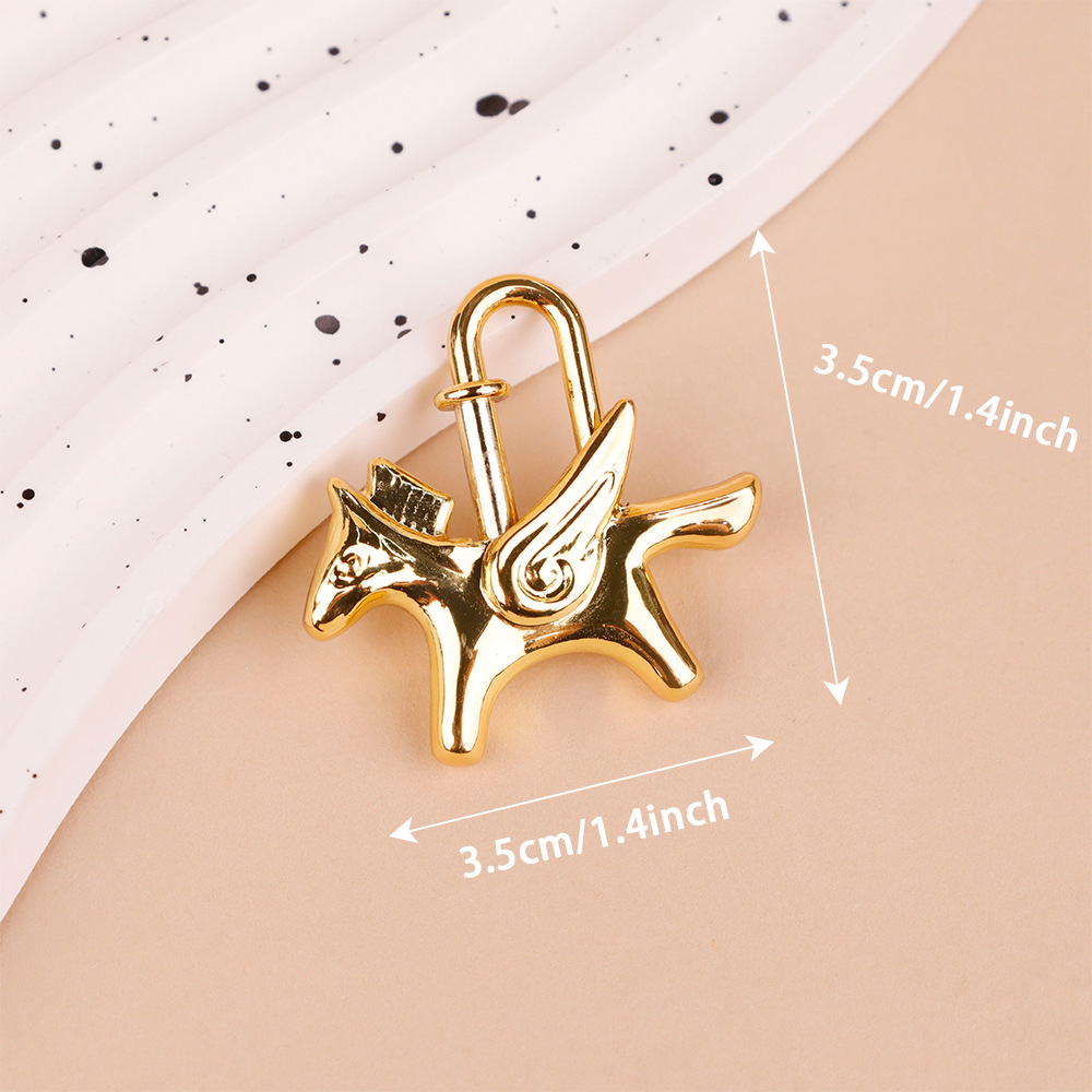 Transfronterizos directamente para bolsas de cereza colgantes de moda llaveras de automóviles llaveras de Amazon llaveras de metal accesorios de bolsas al por mayor