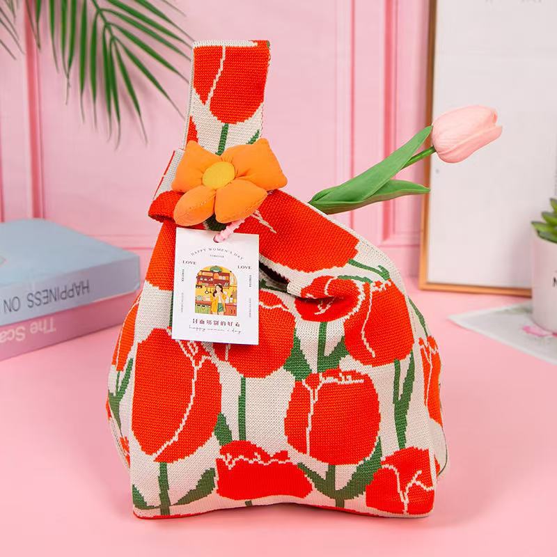 빨간 튤립 + 액세서리 색상 랜덤