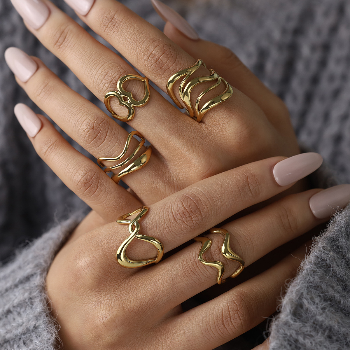 European and American Popular Multi-Layered Irregular Open Rings for Women with Personalized Lines and Cross Heart-Shaped Titanium Steel Rings and Hand Jewelry Wholesale