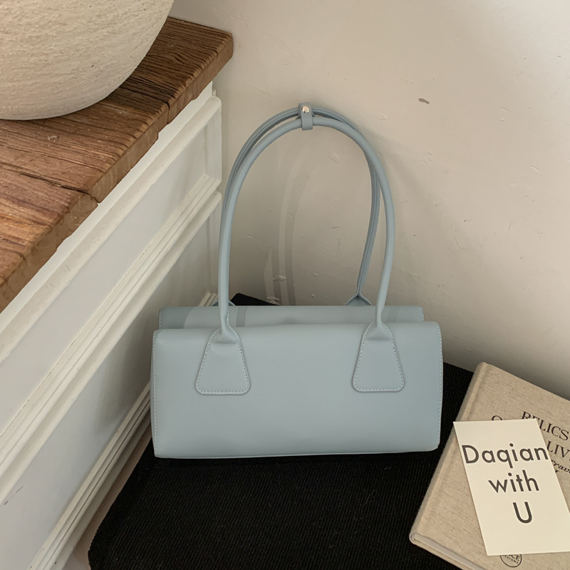 Bolsa de almohada fresca retro de gran capacidad, bolso de hombro de moda extranjera, textura coreana, bolso de moda diaria.