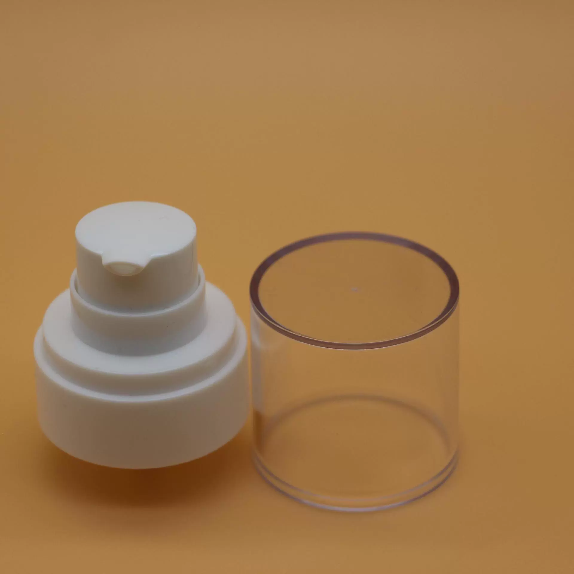 Прямые поставки с фабрики могут быть настроены по индивидуальному заказу W2440, лосьон с плоской головкой, разделитель жидкости, насос для лосьона, косметические упаковочные материалы