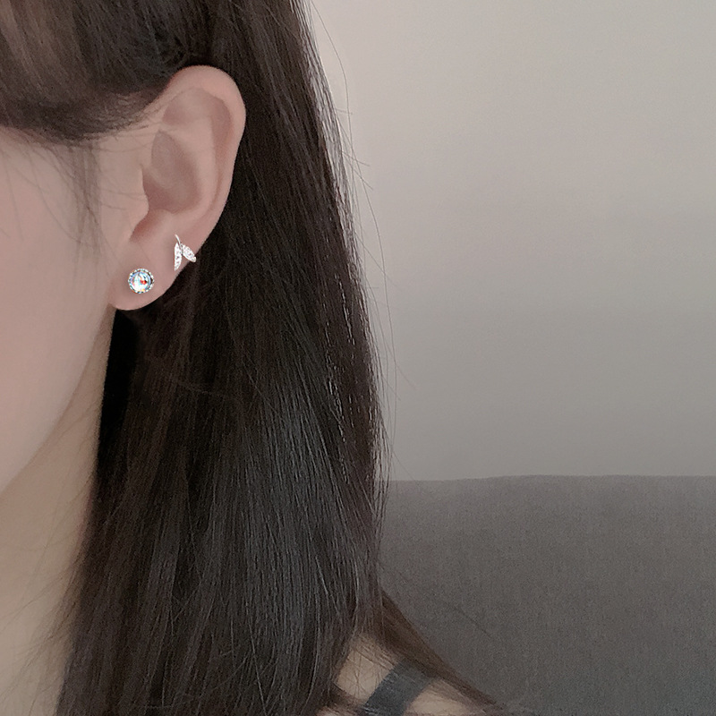 Orecchini a coda di pesce Aurora Moonstone Orecchini eleganti da donna in schiuma a forma di sirena_voghion.com