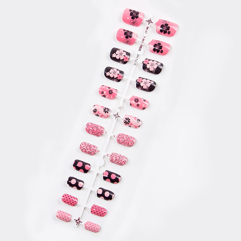 Concubina clavo falso clavo pieza multi-COLOR DE LA Media Luna Francés patrón de dibujos animados arte de uñas pieza desgaste