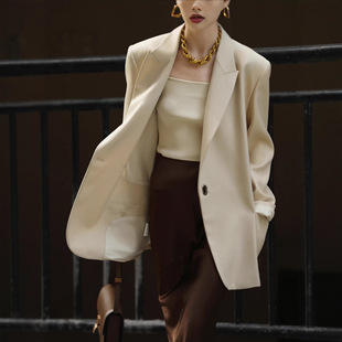 �װ�ɫ���b����Ů����2026oversize���ɚ��|ͨ�ډ|�����e���b����