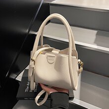 ���Ё��ˣ����҂���Ů���^�r