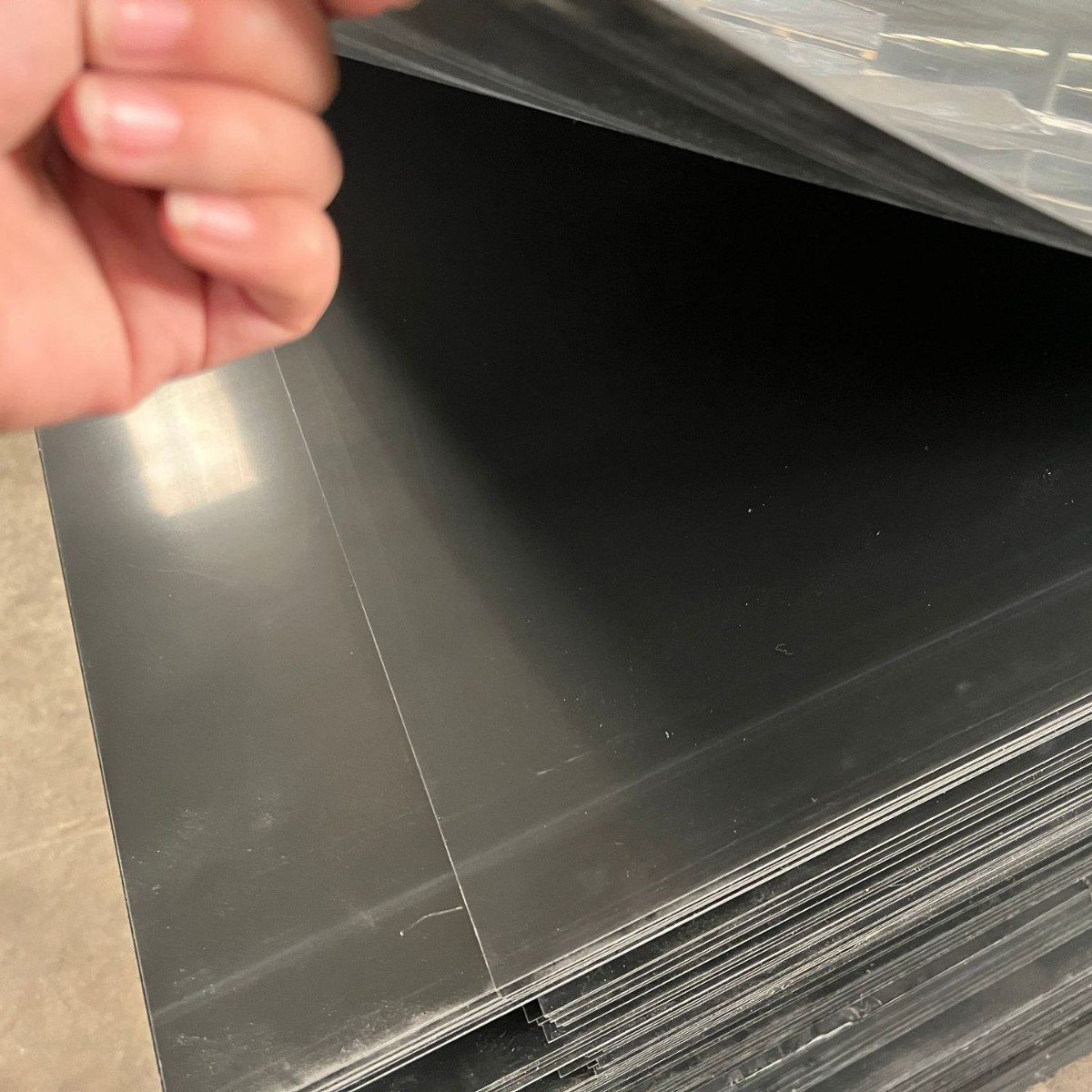 自产自销PVC板材 灰板    耐腐蚀  PVC阻燃板